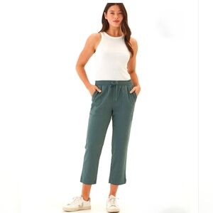 Stitch Fix Threads 4 Thought Linda Stretch Twill Capri Pant, Size Large, NWT